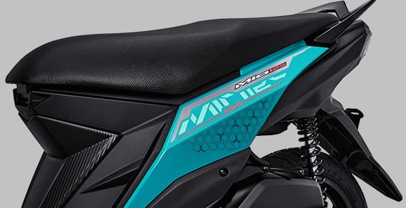 Trendy Body Striping